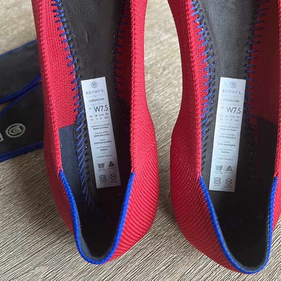 Point Rothy’s in red - Picture 5 of 5